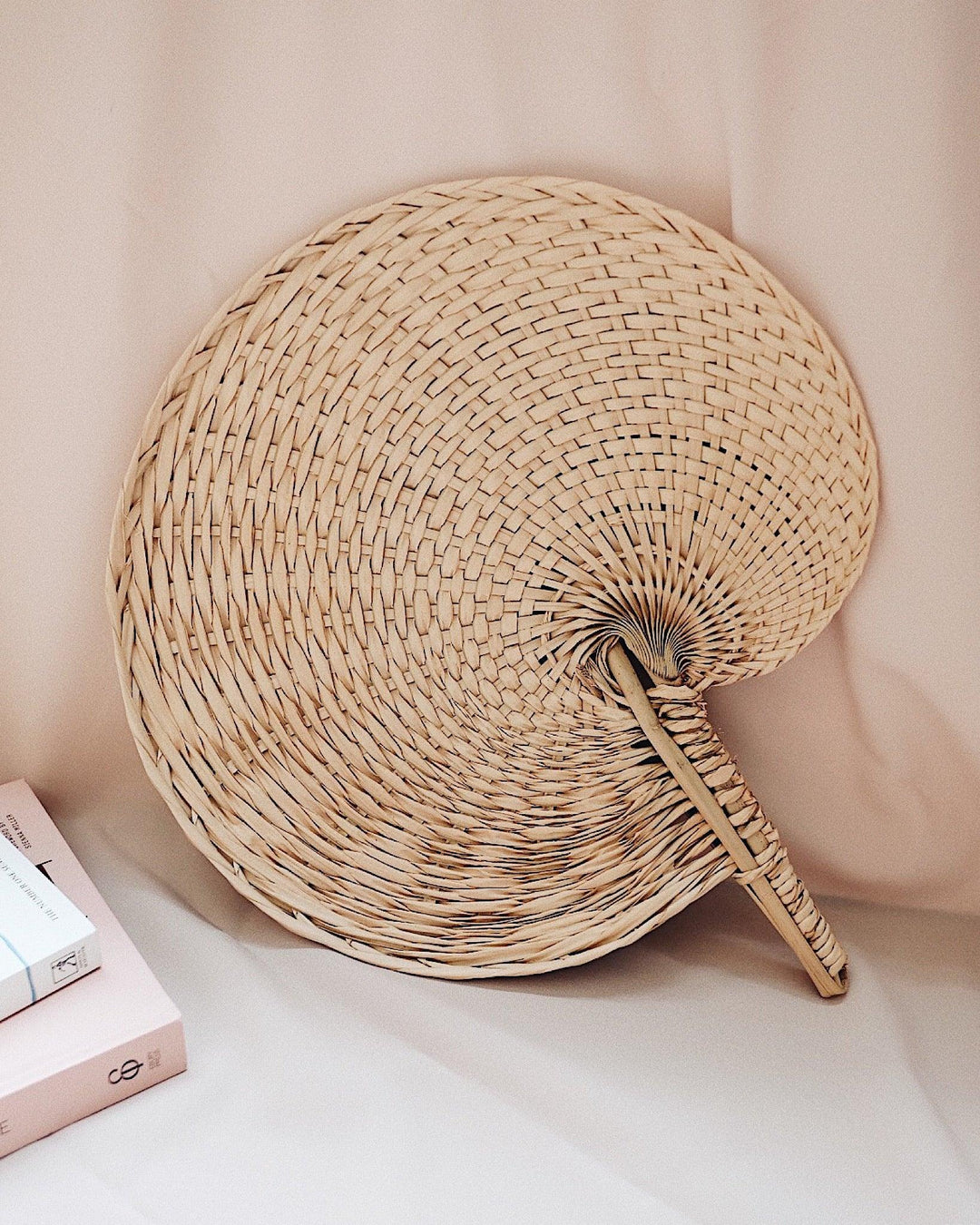 straw hand fan | Olive & Iris